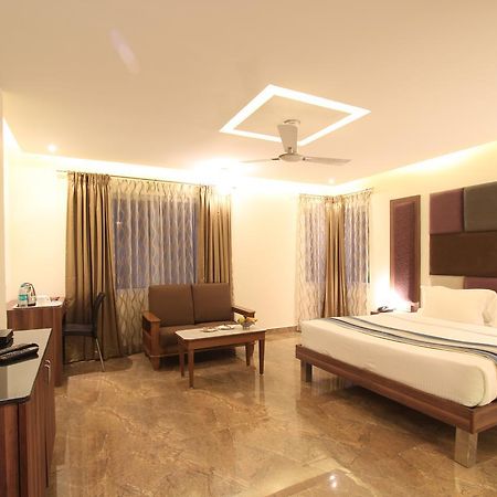 Sandesh Pride Mysore Bagian luar foto
