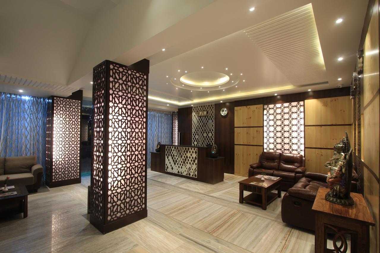 Sandesh Pride Mysore Bagian luar foto