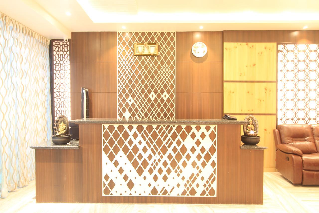 Sandesh Pride Mysore Bagian luar foto